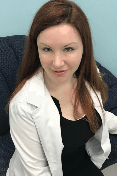Fiona-Master-Aesthetic-Injector-at-Artistic-Touch-Advanced-Aesthetics
